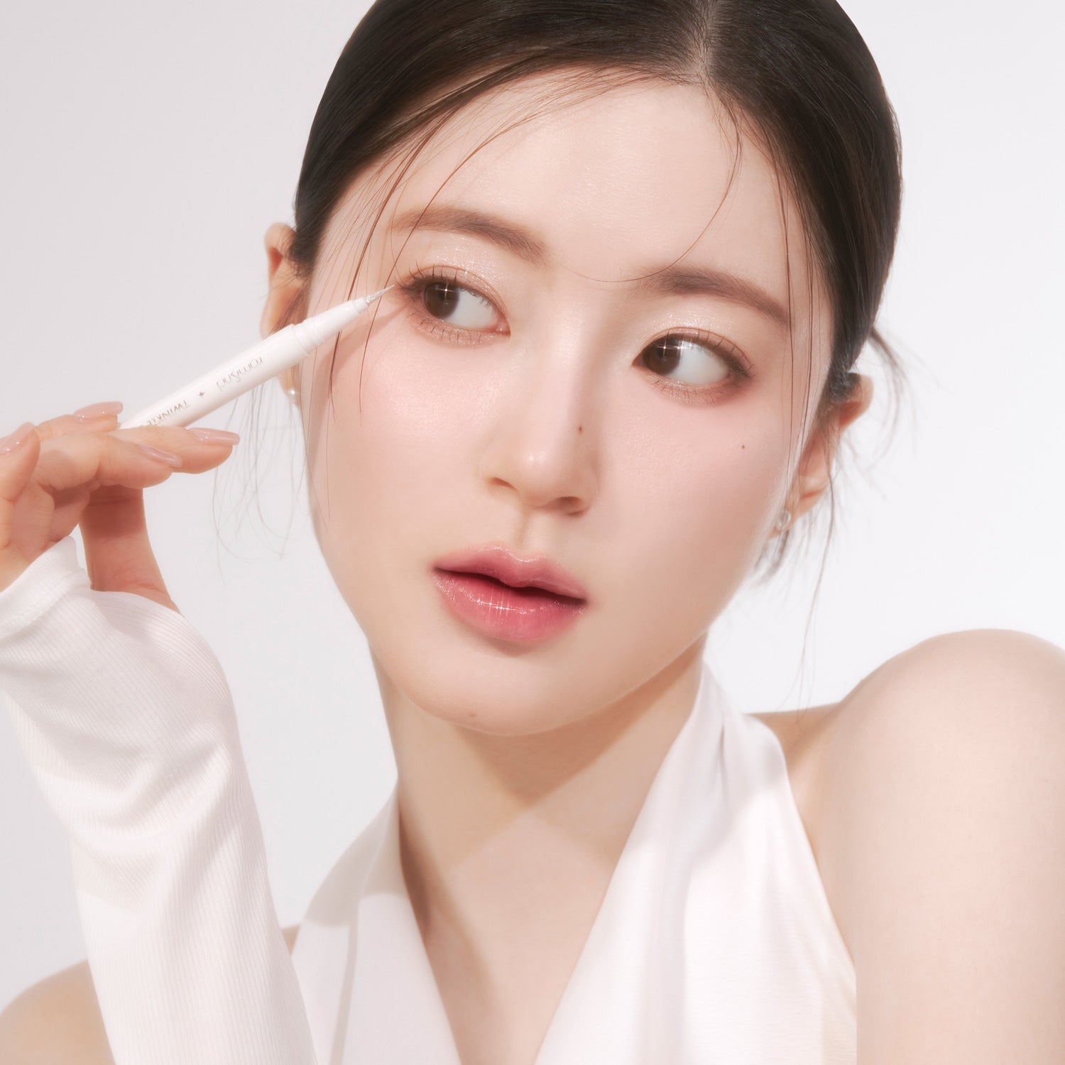 rom&nd Twinkle Pen Liner 0.5g - Faborya