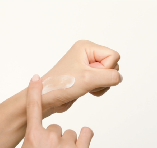 PETITFEE PEP-TIGHTENING Eye Cream 30g - Faborya